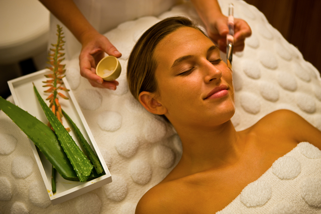 The 2026 Glowcation Trend: Best Aruba Spas for Post-Carnival Recovery